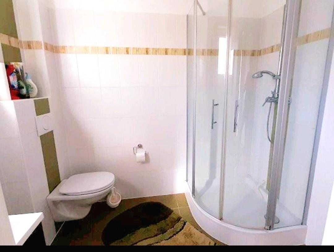 With Pool - Big Garden - Barbecue - Free Parking Wien